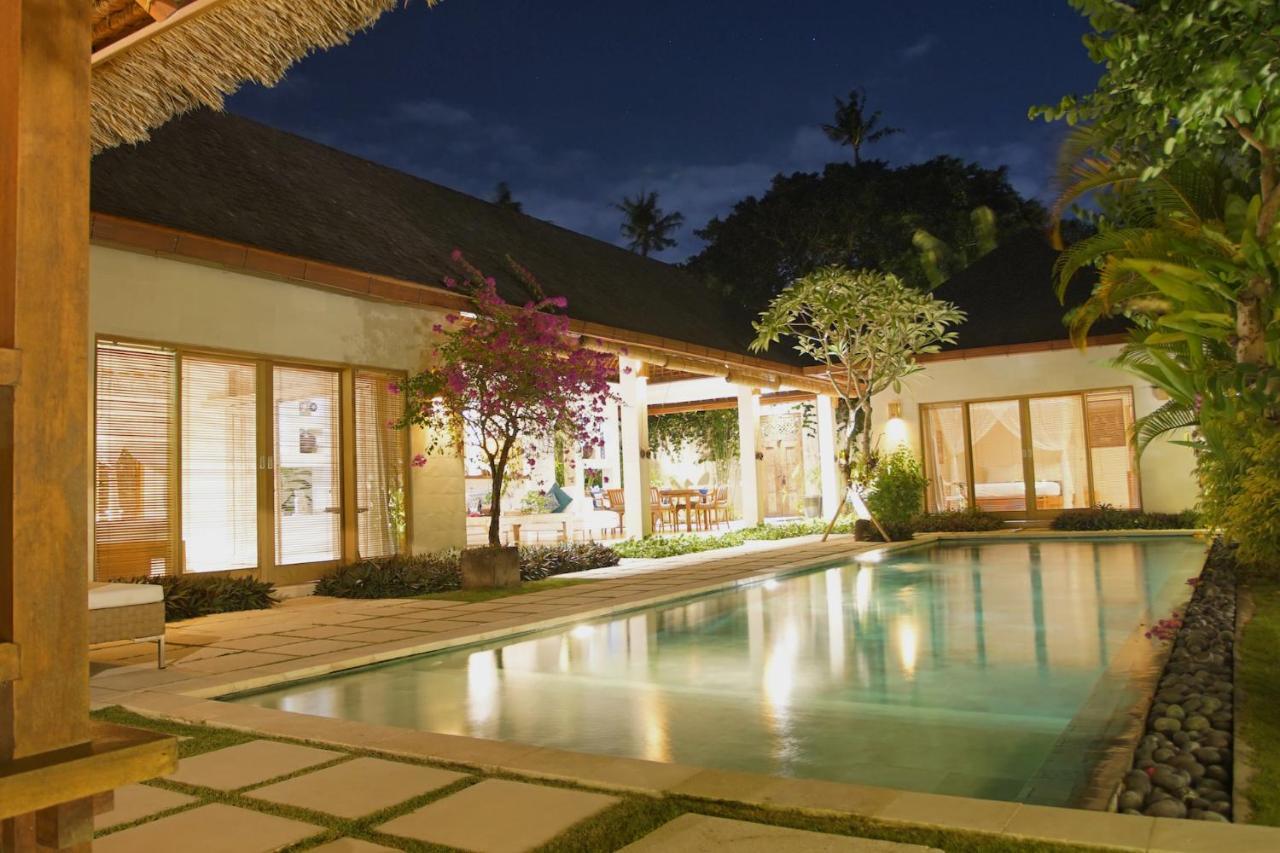Villa Bali Asri Batubelig Seminyak Exterior foto